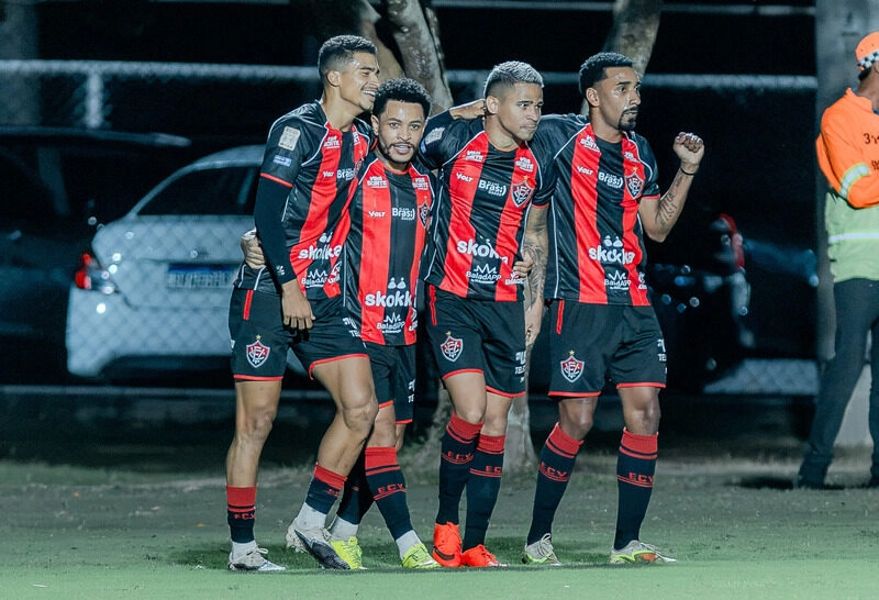 Vitoria vs Chapecoense - Thắng lợi nhọc nhằn